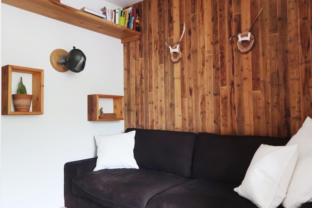 Schoene Wohnung, Zentral, Mit Panorama-Aussicht กรอสซาร์ล ภายนอก รูปภาพ